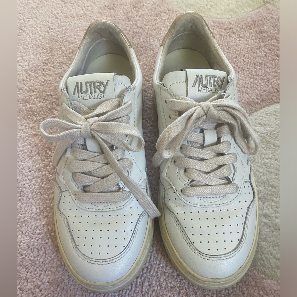 Autry Women's White Sneakers